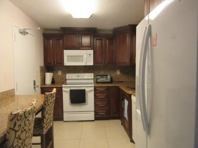 Image 5 of 24 For 10777 Sample Rd  418