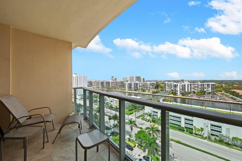 Image 14 of 66 For 2501 Ocean Dr  1428