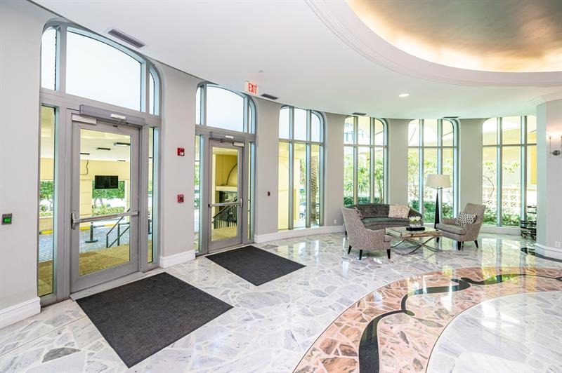 Image 34 of 66 For 2501 Ocean Dr  1428