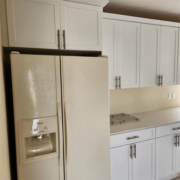 Image 3 of 11 For 3136 Seacrest Blvd