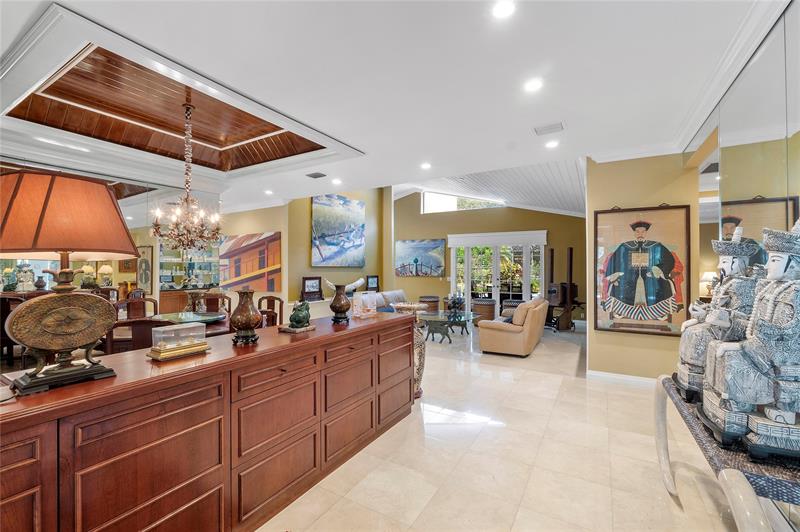 Image 17 of 56 For 21798 Cartagena Dr