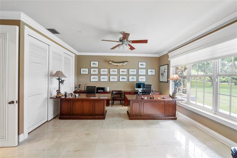 Image 36 of 56 For 21798 Cartagena Dr