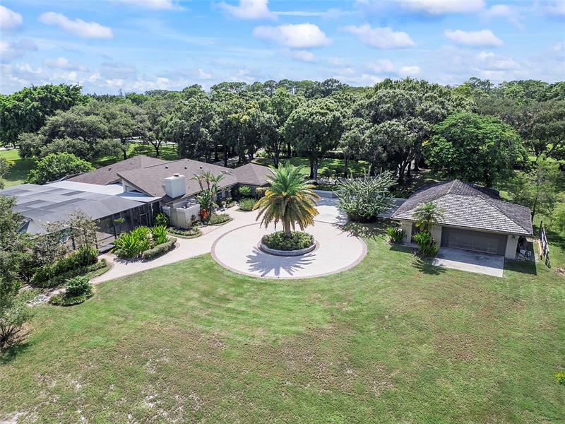 Image 5 of 56 For 21798 Cartagena Dr