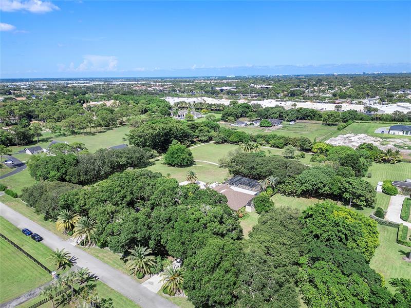 Image 52 of 56 For 21798 Cartagena Dr