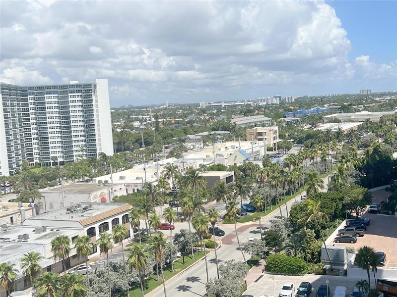 Image 24 of 33 For 3410 Galt Ocean Dr  1009n