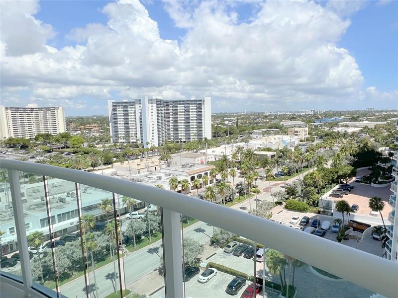 Image 26 of 33 For 3410 Galt Ocean Dr  1009n