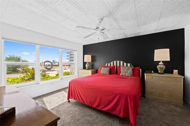 Image 19 of 50 For 3900 Galt Ocean Dr  105