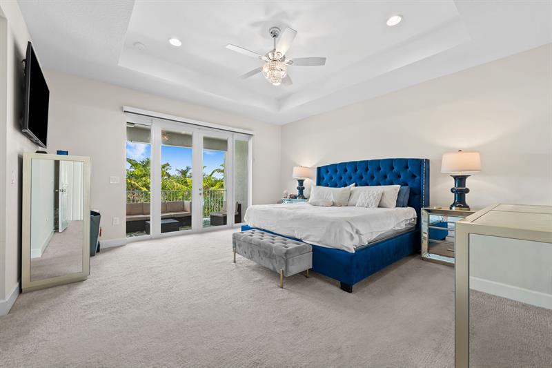 Image 10 of 33 For 7619 Francisca Club Ln