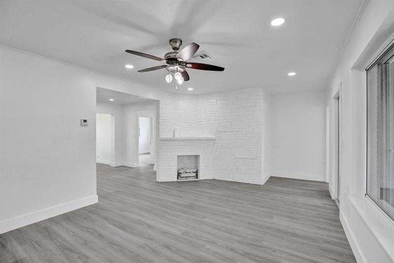 Image 16 of 74 For 7341 Meridian St