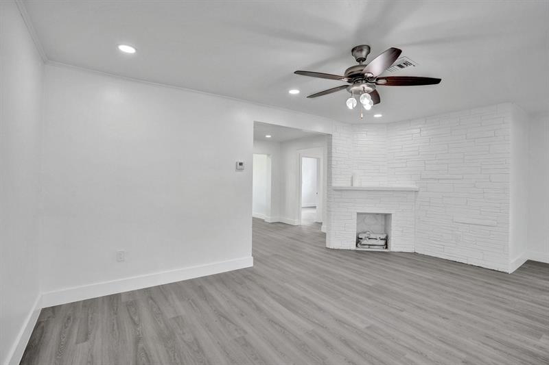 Image 17 of 74 For 7341 Meridian St