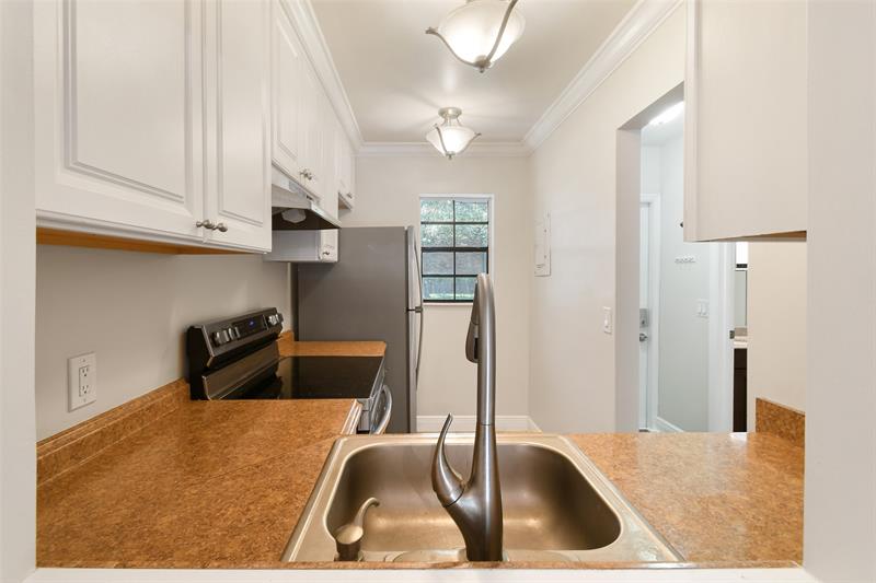 Image 14 of 38 For 410 Cypress Drive  11