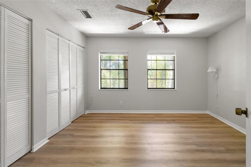 Image 19 of 38 For 410 Cypress Drive  11