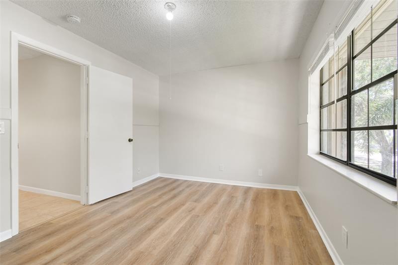 Image 29 of 38 For 410 Cypress Drive  11