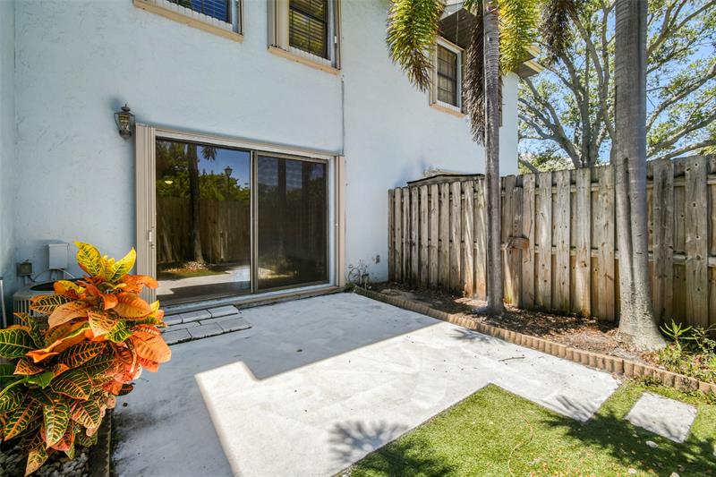 Image 32 of 38 For 410 Cypress Drive  11