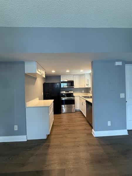 Image 3 of 12 For 1635 Green Acres Cir  Dd202