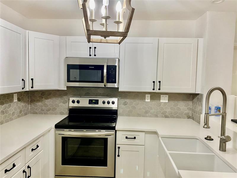Image 8 of 24 For 5357 Buckhead Cir  1030