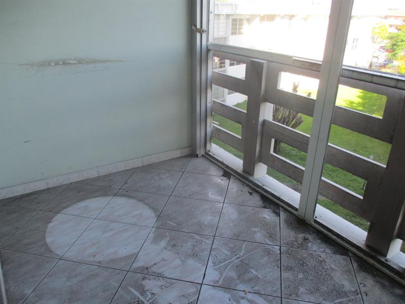 Image 14 of 14 For 1401 Miami Gardens Dr  488