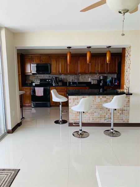 Image 13 of 14 For 2751 Ocean Dr  407s