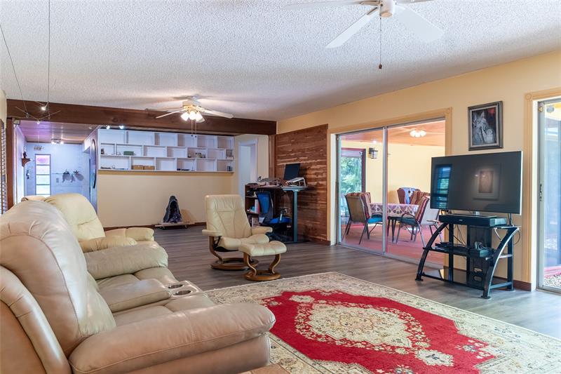 Image 12 of 25 For 2048 28th Terrace