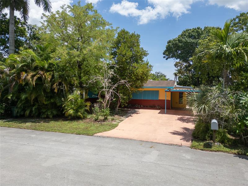 Image 23 of 25 For 2048 28th Terrace