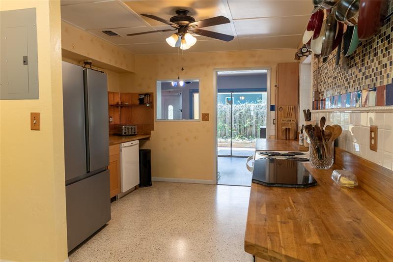 Image 7 of 25 For 2048 28th Terrace
