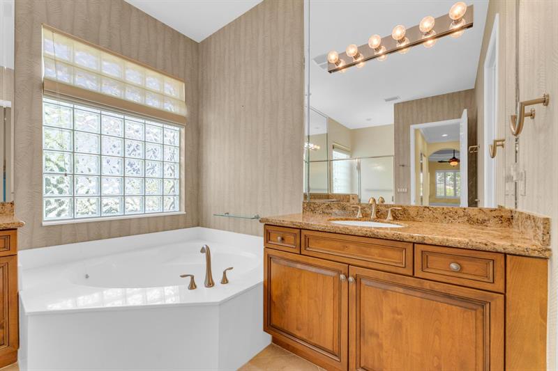 Image 15 of 51 For 7159 Corning Cir