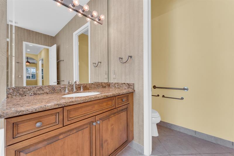 Image 24 of 51 For 7159 Corning Cir
