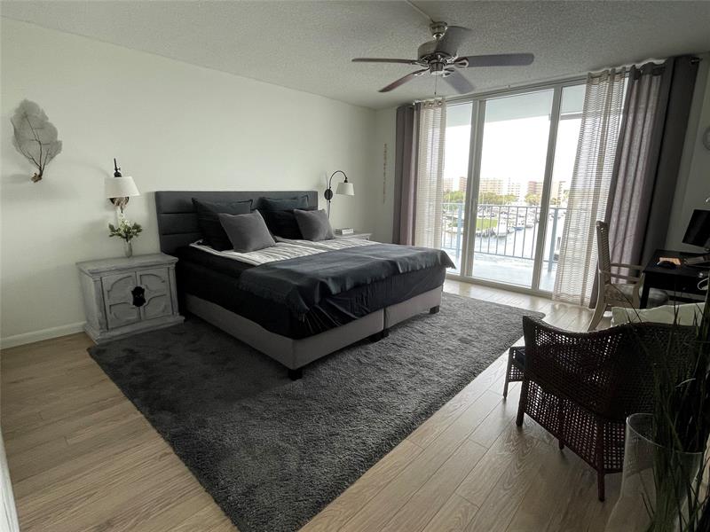 Image 11 of 32 For 1609 Riverside Dr  601