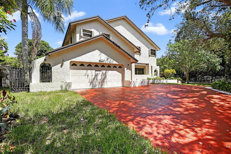 Details for 8201 57th St, Davie, FL 33328