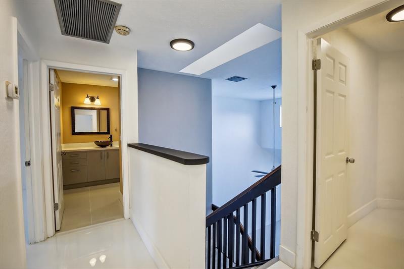 Image 24 of 48 For 8201 57th St