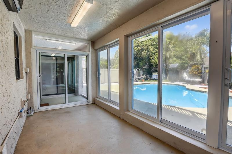 Image 35 of 48 For 8201 57th St