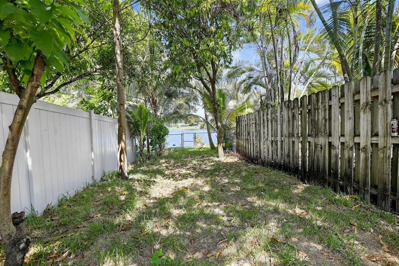 Image 40 of 48 For 8201 57th St