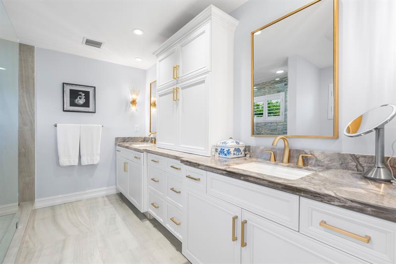 Image 29 of 53 For 2848 35th Ct