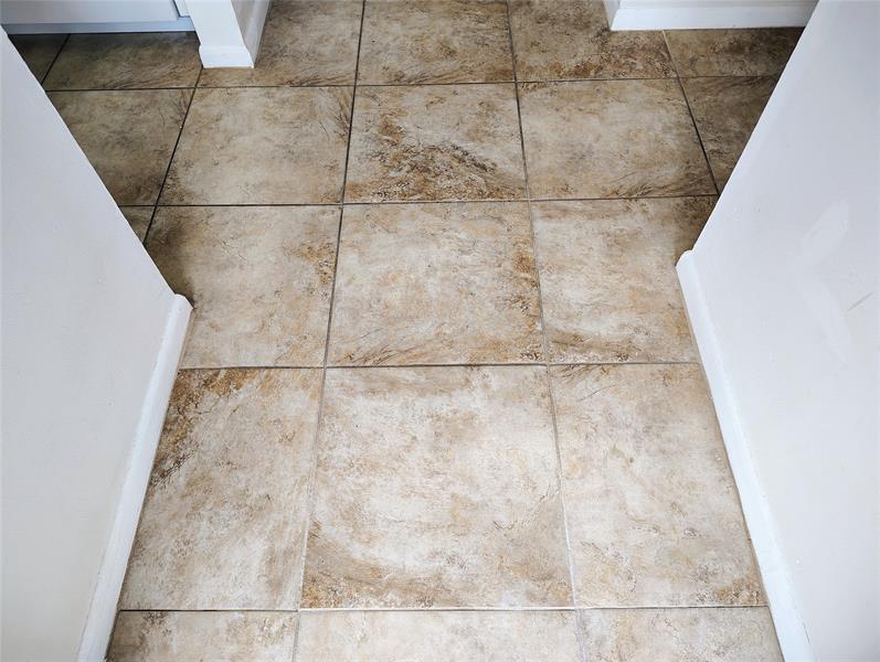 Image 10 of 33 For 2793 104th Ave  305