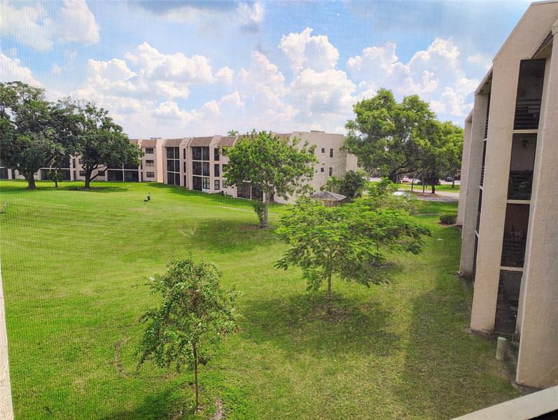 Image 12 of 33 For 2793 104th Ave  305