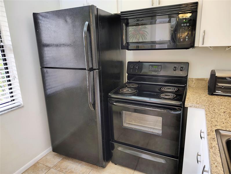 Image 3 of 33 For 2793 104th Ave  305