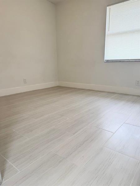 Image 20 of 30 For 9974 Nob Hill Ct  9974