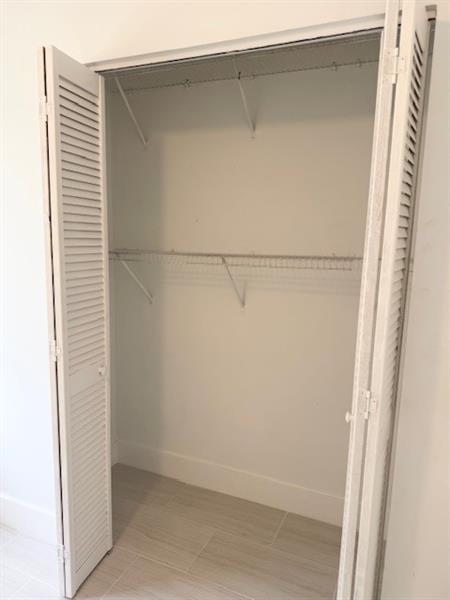 Image 21 of 30 For 9974 Nob Hill Ct  9974