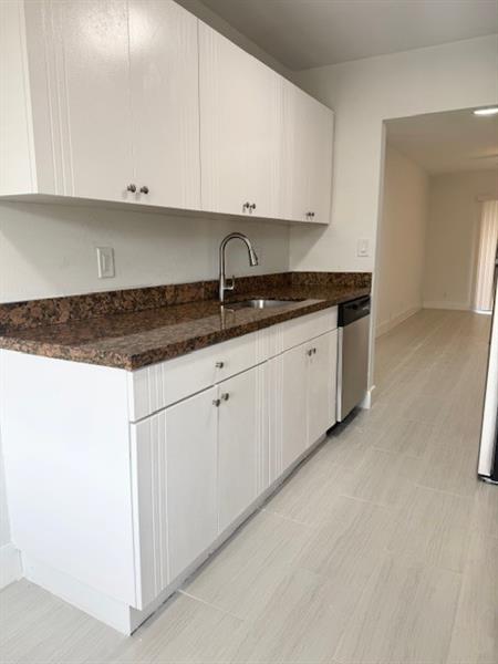 Image 8 of 30 For 9974 Nob Hill Ct  9974