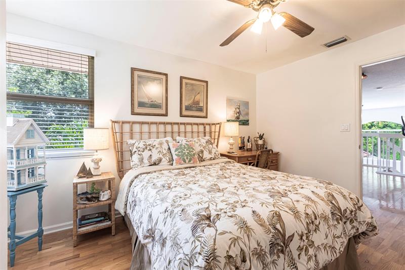Image 18 of 24 For 10821 London St