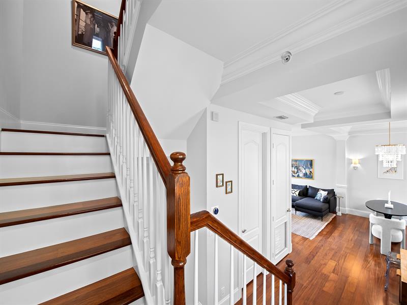 Image 18 of 32 For 4332 Seagrape Dr  11