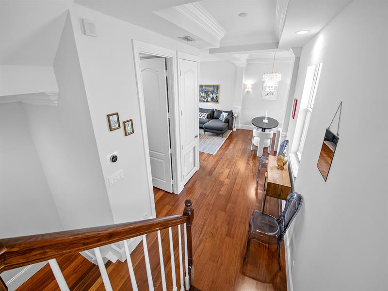 Image 9 of 32 For 4332 Seagrape Dr  11