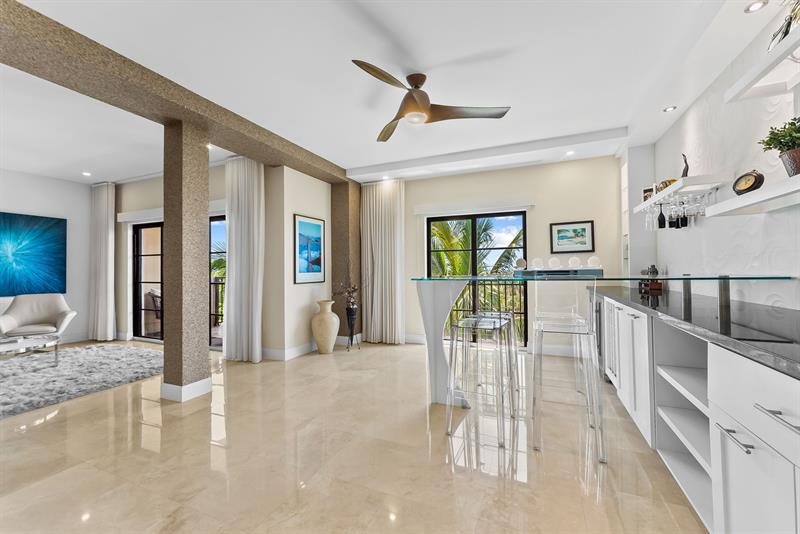 Image 15 of 42 For 2509 Ocean Blvd  675