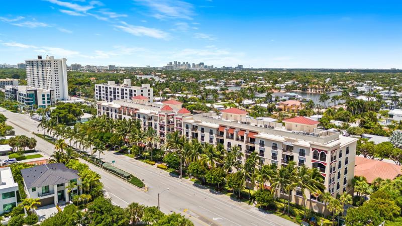 Image 3 of 42 For 2509 Ocean Blvd  675