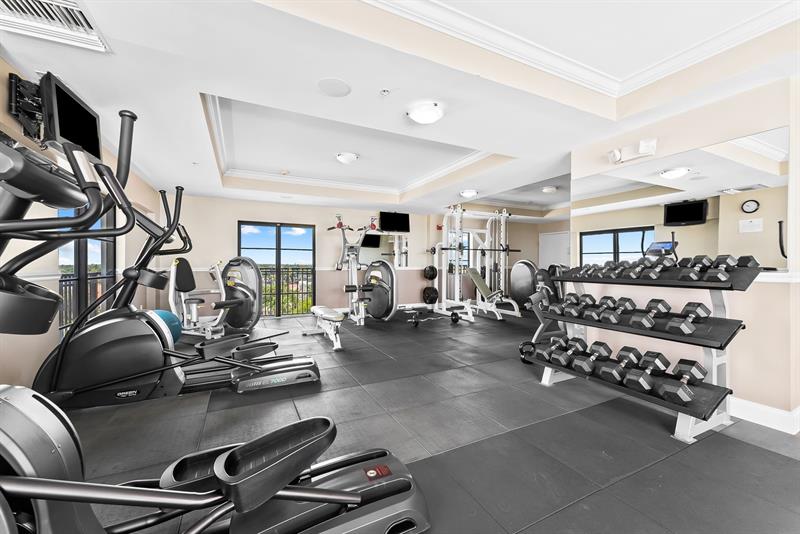 Image 39 of 42 For 2509 Ocean Blvd  675