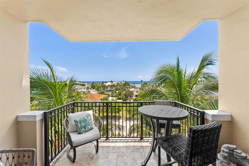 Image 5 of 42 For 2509 Ocean Blvd  675