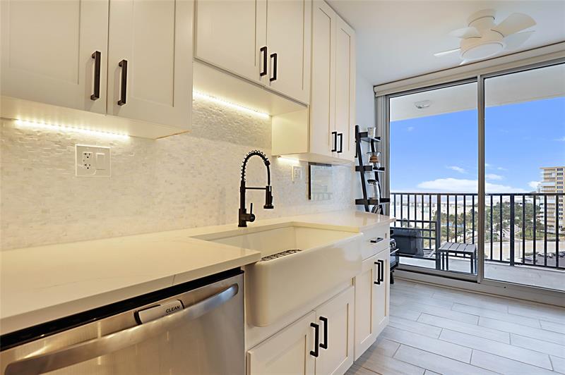 Image 14 of 36 For 525 Ocean Blvd  1125