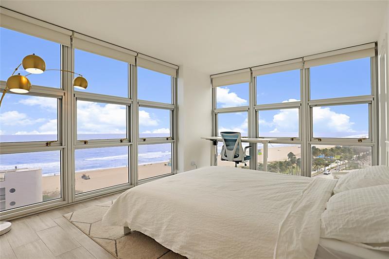 Image 23 of 36 For 525 Ocean Blvd  1125