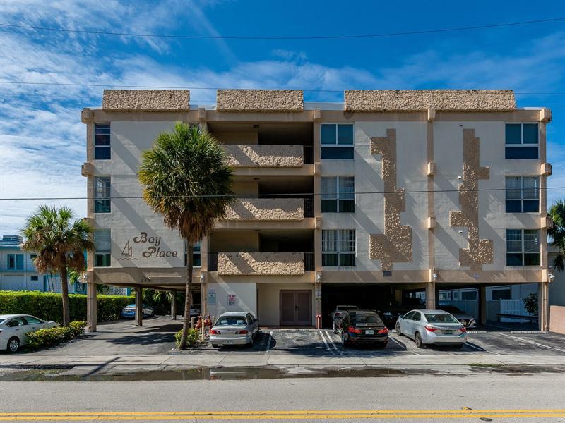 Image 14 of 15 For 2420 Diana Dr  207