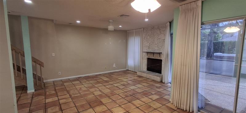 Image 26 of 31 For 11696 19th Dr  11696